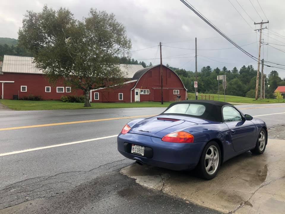 PCANational's tweet photo. PCA members arrived at Treffen Vermont yesterday at the Woodstock Inn &amp; Resort. Today they'll be exploring the state on driving tours to see covered bridges, views of Green Mountain, Fort Ticonderoga, and more! #TreffenNA #PCANational #Porsche https://t.co/tzqBYxcyLB