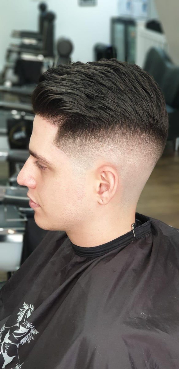 envybarbers's tweet image. Fade level 💯💯💯💯 #fadehaircut #fades #sharpfades #cleanfade #thursdaystyles #style #styleicon #styleoftheday #stylediary #menshairstyles #coventgarden