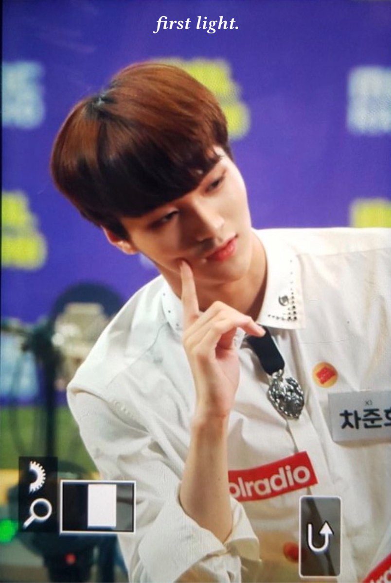firstlight0709's tweet photo. 190905 아이돌 라디오 

#차준호 #CHAJUNHO #엑스원 #X1 https://t.co/CaCM1pCTIH