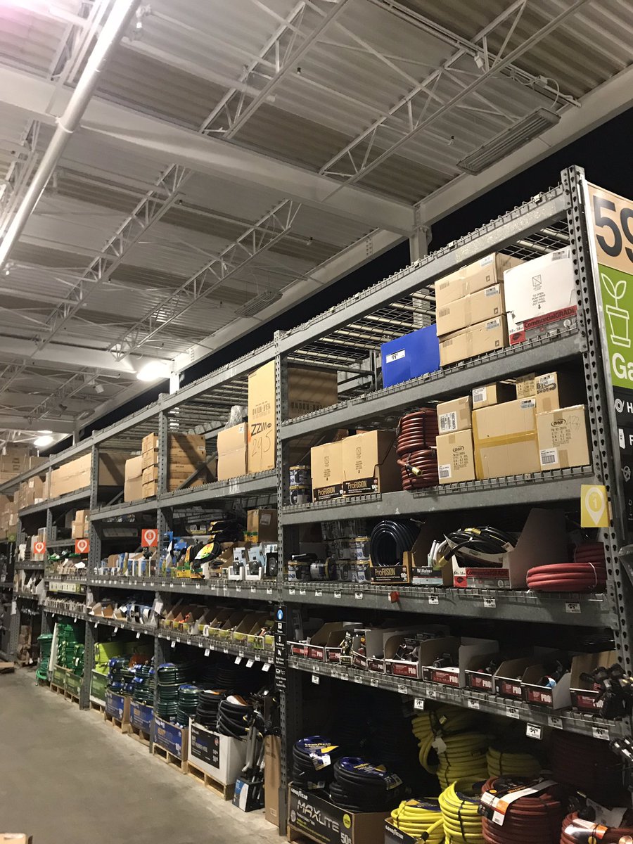 THD1NightOps's tweet photo. Clearing overheads in preparation for overhead organization, making room for more Christmas. #district25overheadorganization @THD1NightOps @@kari_hd @Jaime_HD_D25 @MattO_HD6646 @RyanGriffinTHD @AshleyBotts4 https://t.co/b0vAiZu8GE