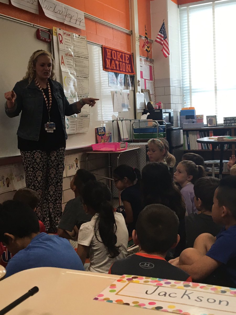 Maria Ramos tweet media