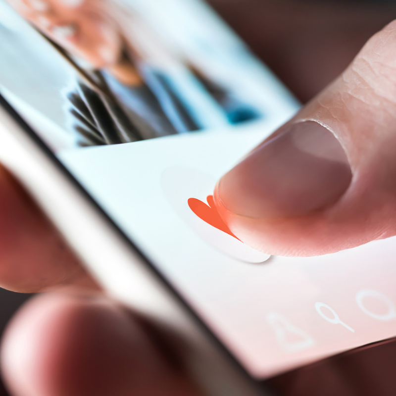 IncSeniors's tweet photo. Lumen, the app-only dating service dedicated to over-50s, recently announced its official launch in Canada. The service aims to help older Canadians connect, forging friendships and combating loneliness. https://t.co/XMYxFlc9nW https://t.co/p4Coc0mTm6