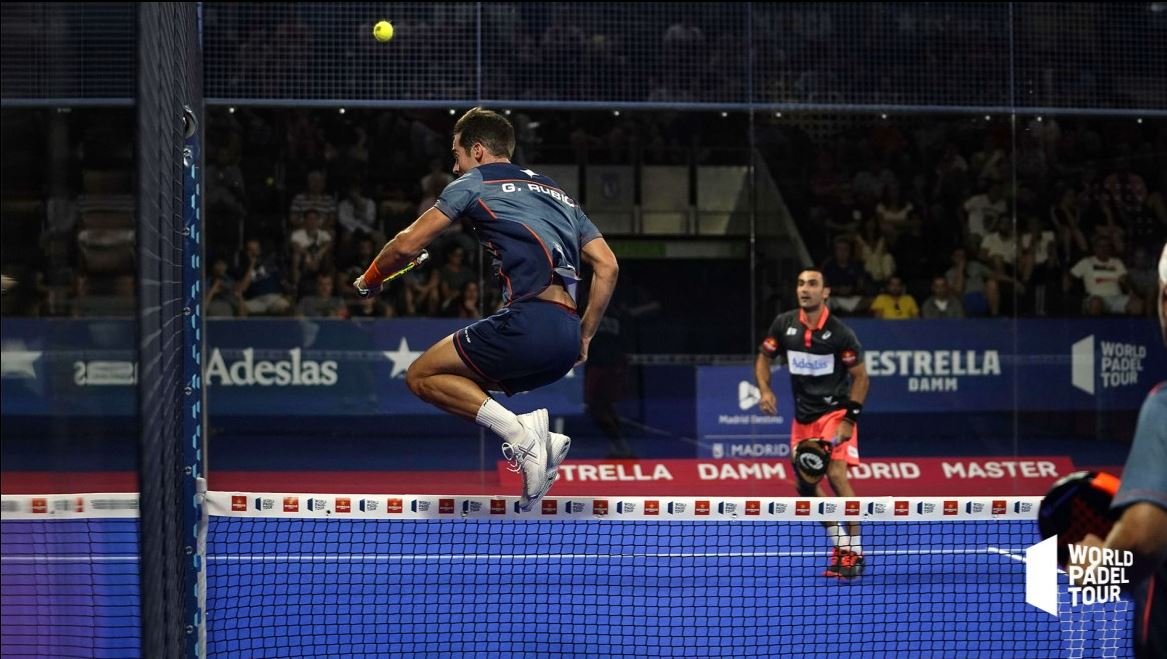 🎟️ ¡¡SORTEAMOS UNA ENTRADA DOBLE PARA EL WORLD PADEL TOUR EN MADRID DE MAÑANA VIERNES!! 

Para participar tienes que hacer RT a este tweet y seguir nuestra cuenta <a href="/SERDeportivos/">SER Deportivos</a>.

🚨 ¡¡A LAS 18:00 HORAS ANUNCIAMOS GANADOR/A!!
