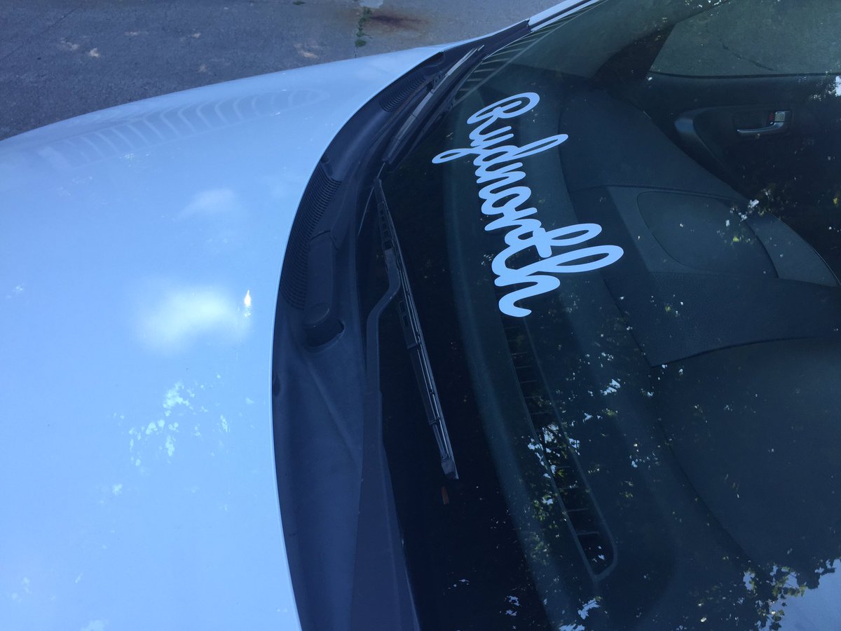 CstTaraso9345's tweet image. G2 Driver going 79km/h in a 50km/h zone infront of @TABTigerLife school  on Rebecca #Oakville. Driver not wearing a seatbelt, no muffler and obstructed windshield. Driver charged accordingly. #ProjectSafeStart