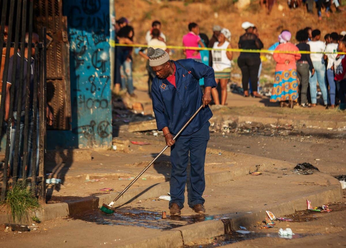 CapricornFM's tweet image. With the social media outrage on #XenophobicAttacks in SA, at this point are you able to tell the truth from the lie? What are you doing to ensure that the correct information is being distributed?
#TheUltimate326

📸: AFP/Michele Spatari