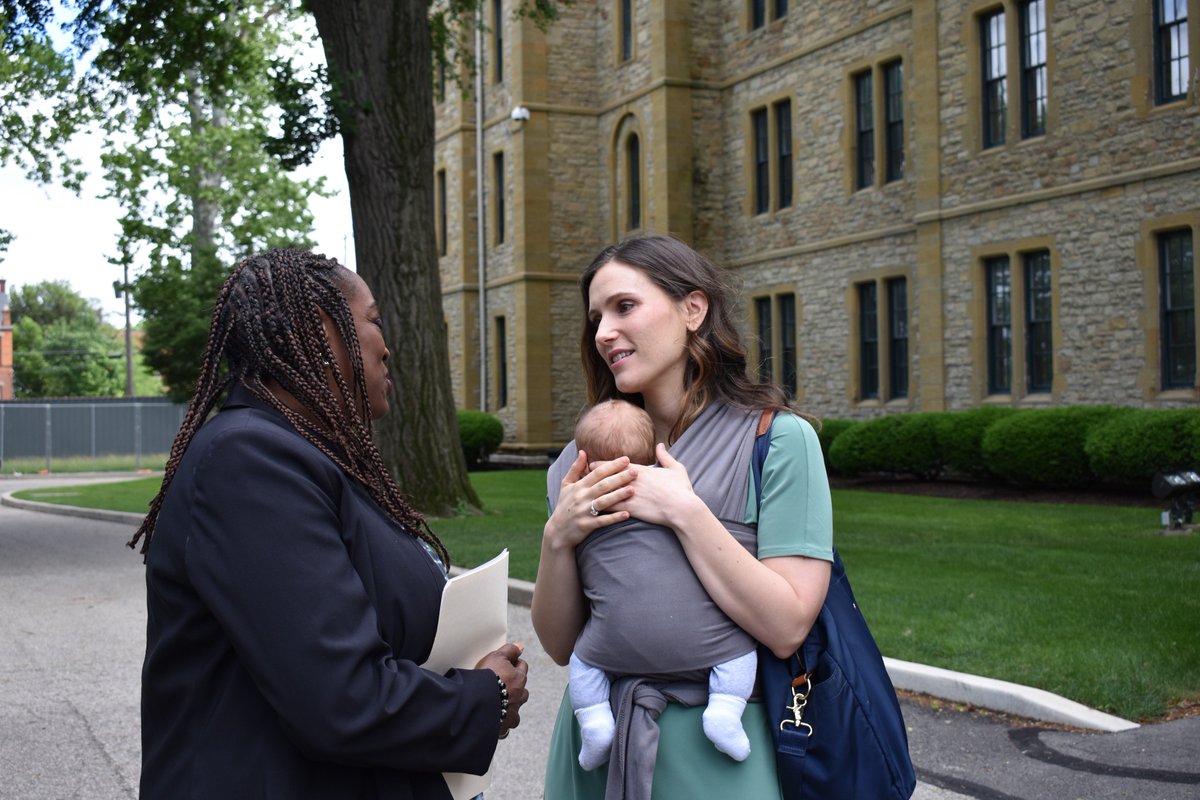 OhioYD's tweet photo. It's time so start profiling some of our #OHIOYD 2019 endorsed candidates!
First up - Columbus City Council Pro-Tem @lizclarkebrown! Did you know that when she was a kid she wanted to be a poet?
Get to know Liz, here: https://t.co/4Q9AyuYgf1
#OHDEMS #YoungDems #FCDEMS https://t.co/w64wA85JEw