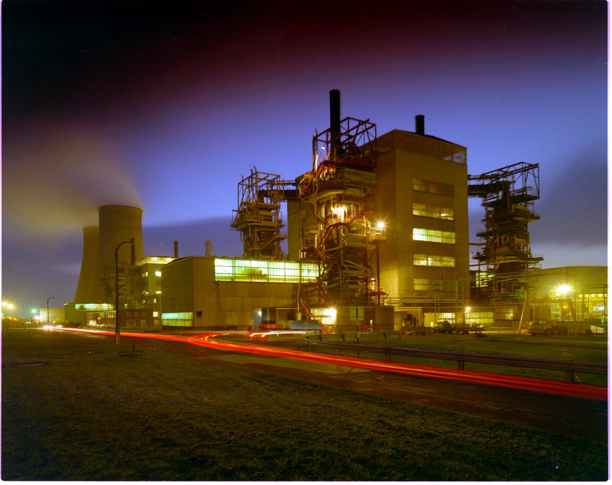 SellafieldLtd's tweet photo. Did you see our moment of history this week?
Defueling at our Calder Hall plant is complete.
It means the world's first nuclear power station is empty for the first time since the 1950s.
You can read more about this icon of British industry here: https://t.co/T0n4uVxu26 https://t.co/Ps9zdzsffH