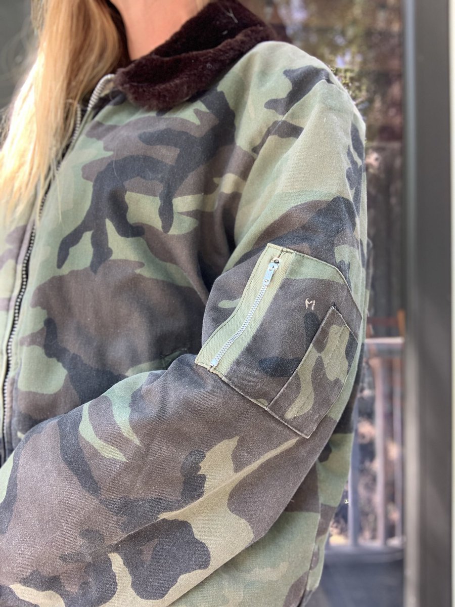 Vintage 60s Camo Bomber Flight Jacket with Faux Fur Collar (Etsy Shop Link in bio) #camo #bomberjacket #vintage #vintagefashion #ThursdayThoughts #60sfashion #etsysocial #etsyvintage