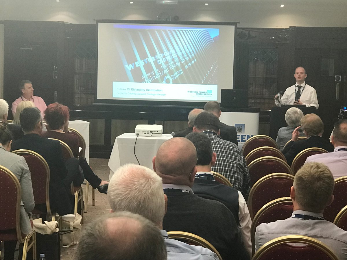 SES_Information's tweet photo. Overheating of healthcare buildings and the Challenges and Opportunities of a Low Carbon Energy System have been the latest topics looked at by Susan Grant from NHS Scotland and Ben Godfrey from @wpduk at the @IHEEM regional conference #IHEEM #heatwave https://t.co/aZoi7hDmHg