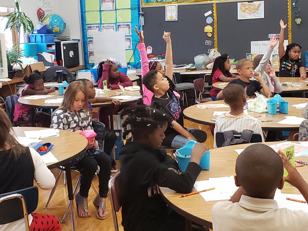 SCSDEnrichment's tweet image. Van Duyn champs starting their day.