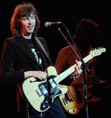 Happy birthday to the great Al Stewart. Prog, folk or rock - who gives a sh!t. 