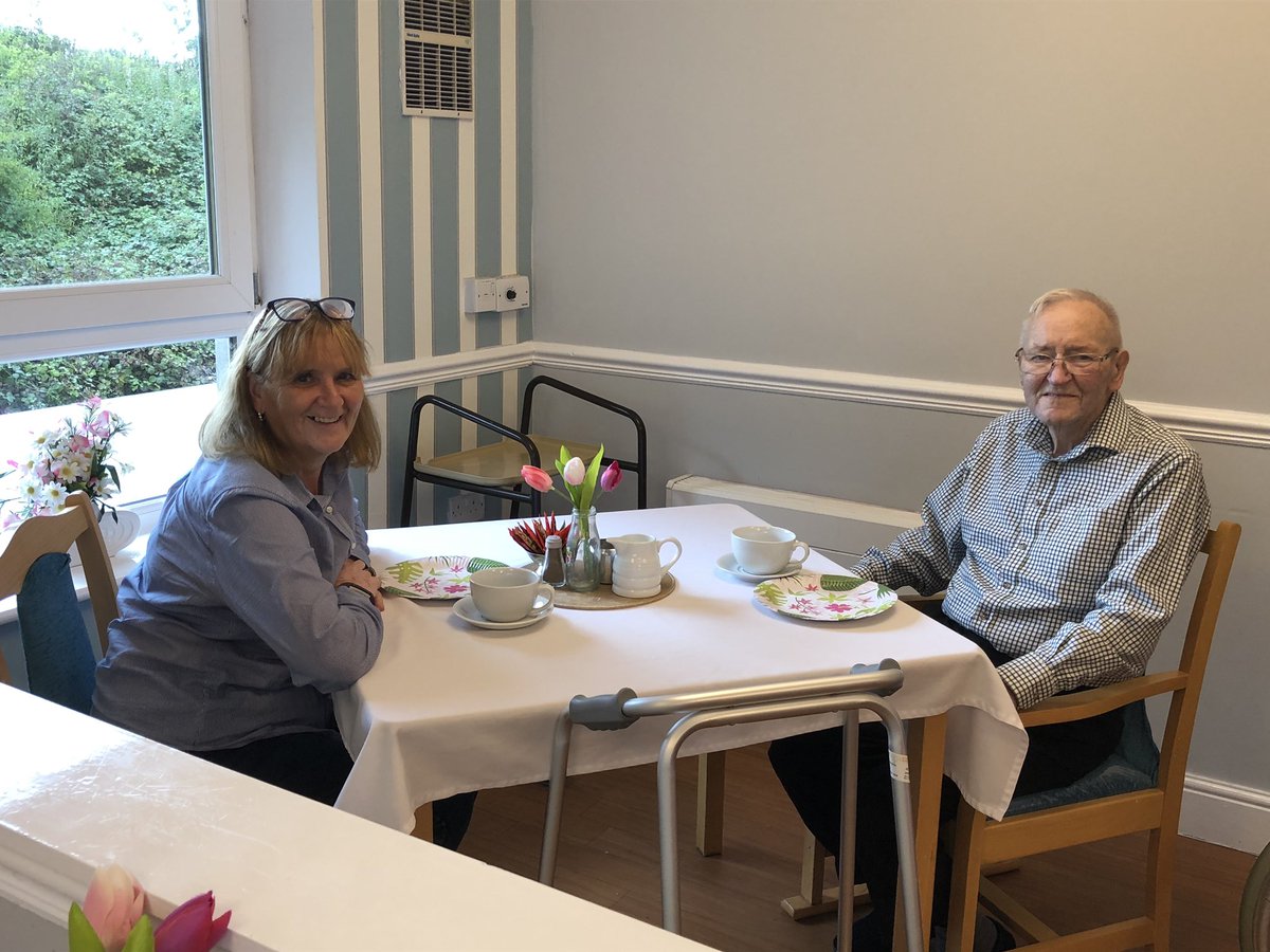 HoldsBelt's tweet photo. Our monthly drop in cafe is enjoyed by residents and their families ☕️🧁 @HolmesCareGroup @CathyTogneri @HelenMi36991508 #DropInCafe https://t.co/zBfOvt9J5j