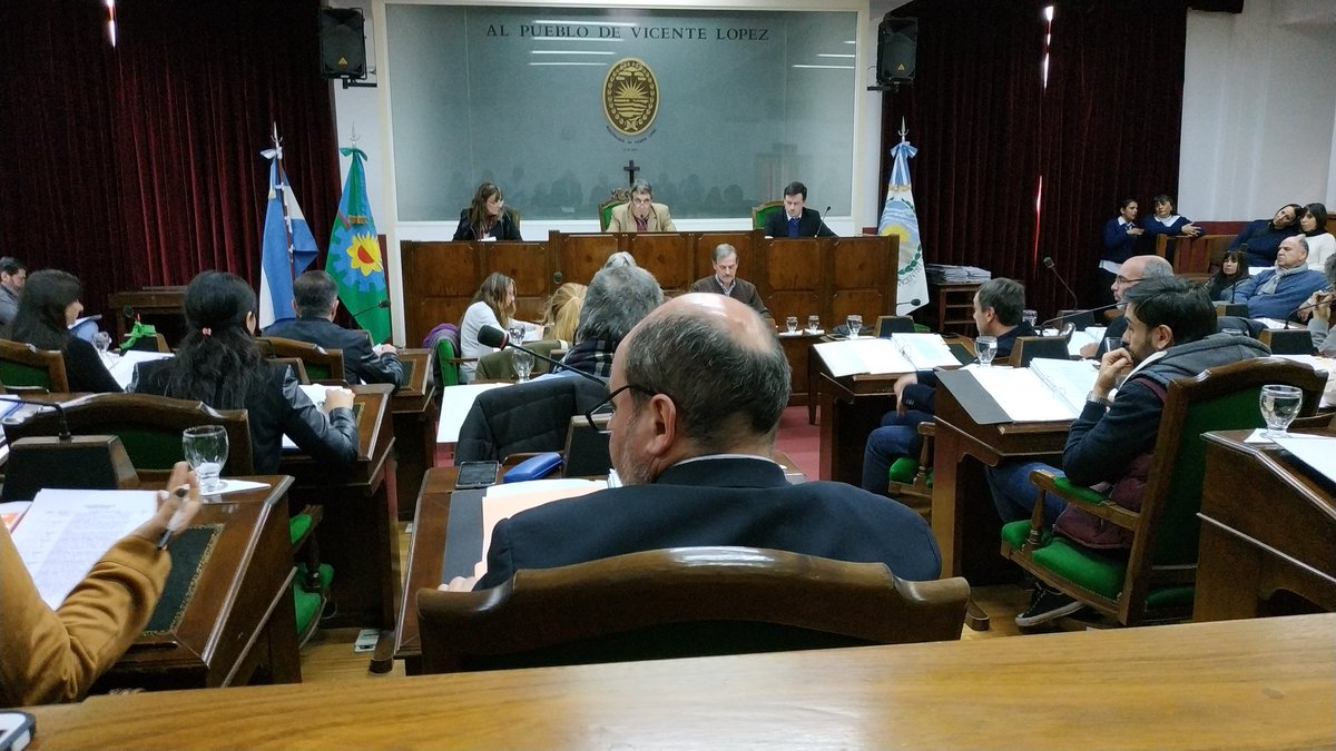 En este momento nuestros concejales se reunen en la 11° #SesiónOrdinaria para seguir trabajando por los vecinos de #VicenteLópez.