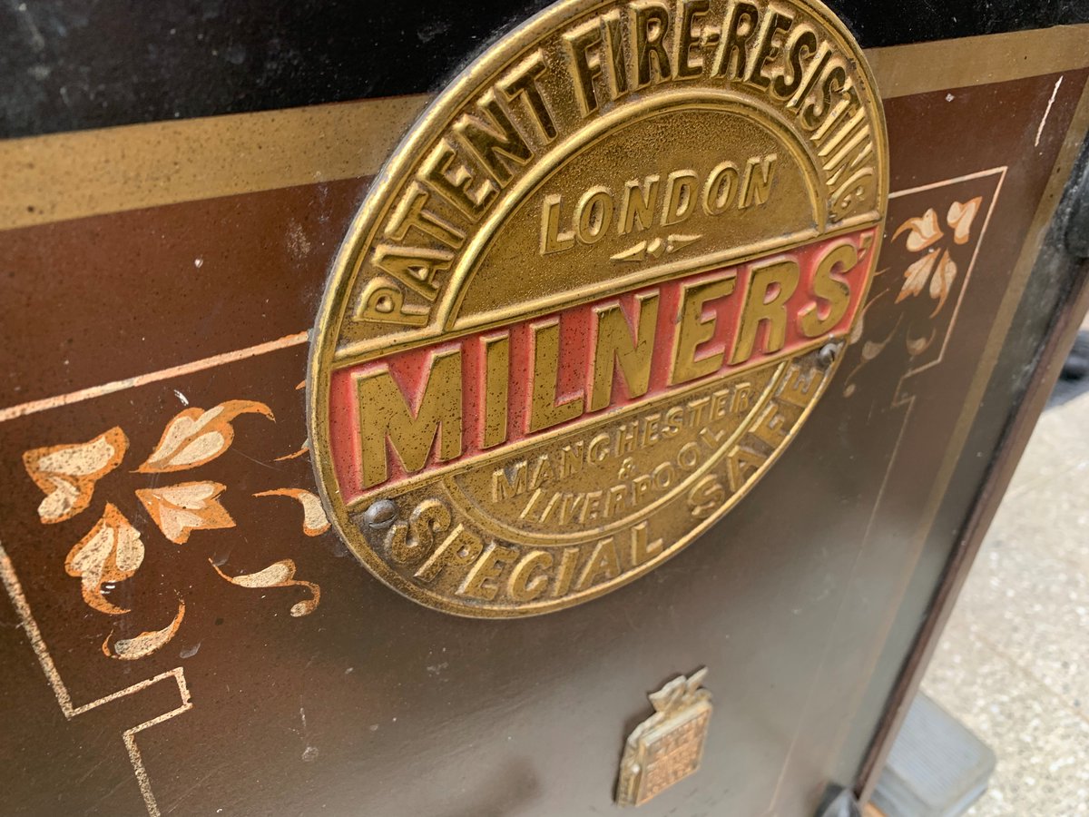 probablyhaveit's tweet image. #VintageSafe If you need a safe for your cherished items, this solid iron vintage safe with ornate brass detailing and intricate floral motifs is pretty special. f you have treasure to store, we have the key!🔑We can deliver, give us a call for details.📞 #Cookstown #NIreland