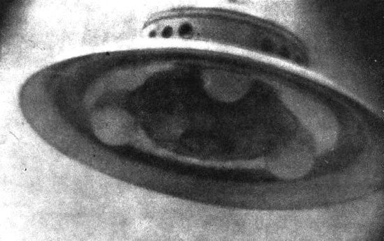 TheySawWhat's tweet photo. Photos by George Adamski. #ufos https://t.co/UHEdLc5XYG