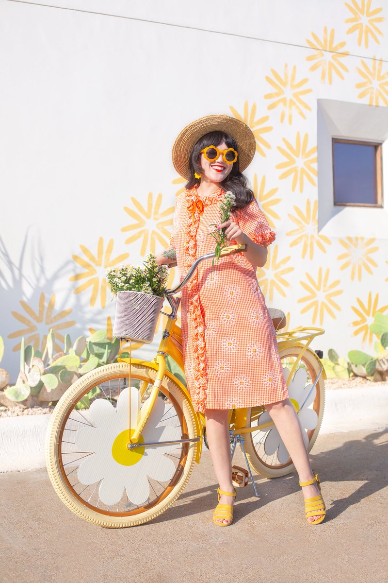 Sam Ushiro (@awwsamblog) on Twitter photo One of my favorite parts about Summertime has always been bike riding! I decided to use cardboard cutouts to make my new <a href="/HuffyBicycles/">@huffybicycles</a> Nel Lusso Cruiser wheels into flowers! Who's up for a cruise to the park?! #ad #livetheride One of my favorite parts about Summertime has always been bike riding! I decided to use cardboard cutouts to make my new <a href="/HuffyBicycles/">@huffybicycles</a> Nel Lusso Cruiser wheels into flowers! Who's up for a cruise to the park?! #ad #livetheride