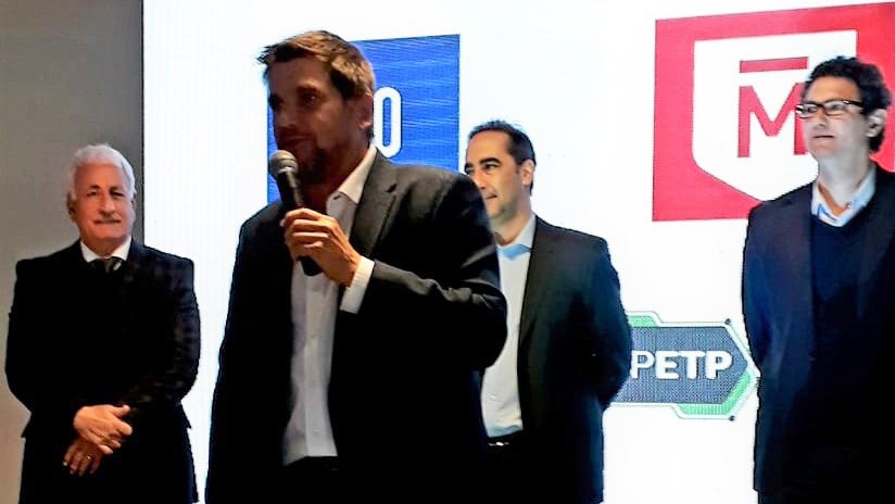 FebaOk's tweet photo. #AHORA
Apertura #UIOTec
Palabras de bienvenida y agradecimiento de los dirigentes.
Camilo A. Kahale, pte. #FEBA junto a @manygambaro1, pte de UIO; @gugamayer, sec. emprendedores y PyMEs de @PRODUCCION_ARG; @rctagliaferro, int. @MoronGobierno; @CarlosVenier, titular @IndustriaCAME https://t.co/p1YspBYOfq