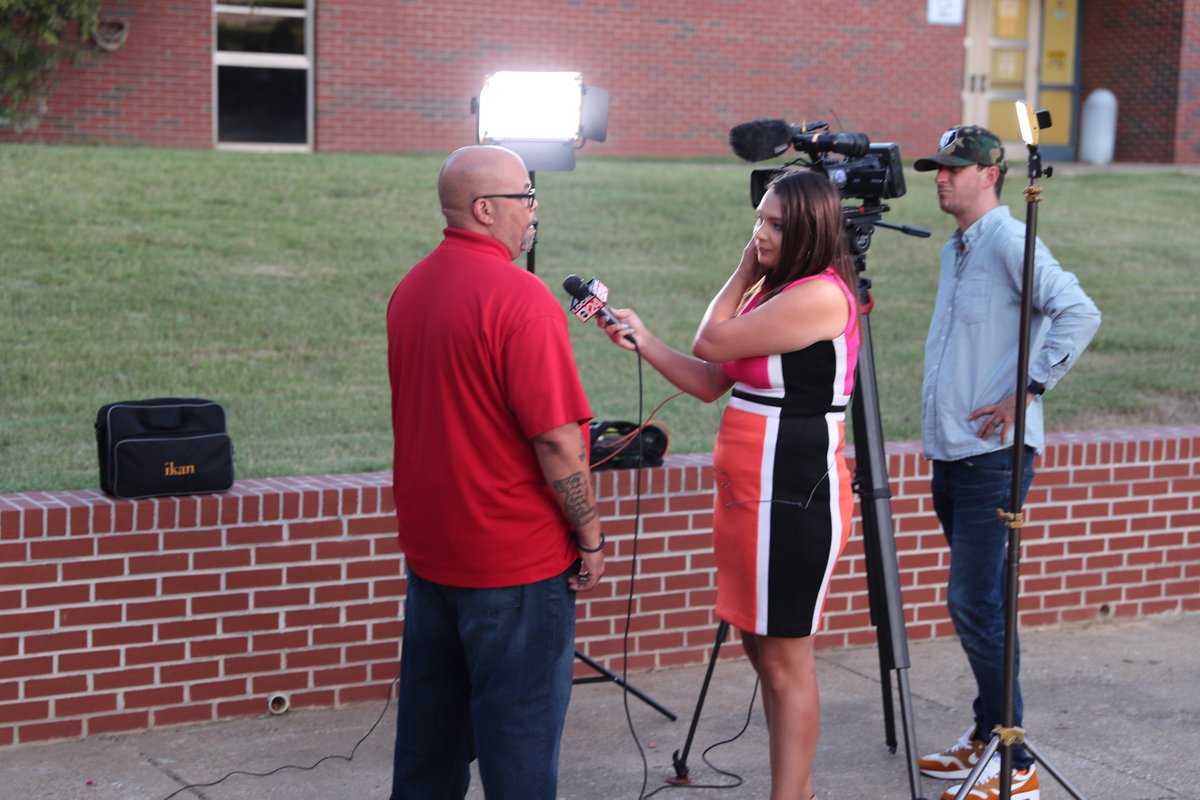voiceofmscs's tweet photo. #SCS20In20 Project Lead &amp; 88.5FM Radio Personality, @kavaunjay was interviewed by the awesome @Local24Jalyn, this morning and he represented the team and @SCSK12Unified very well. Shout out to the videographer too, he was getting shots all over the place!👍 #servantleadership https://t.co/VH153F3Lap