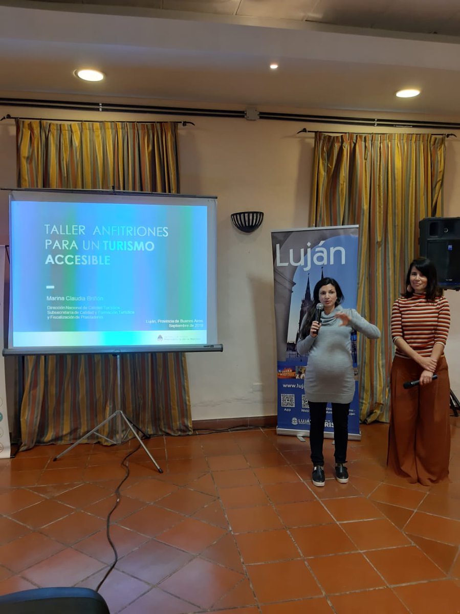 "#AHORA |  Taller de Anfitriones para un Turismo Accesible en Luján. Trabajamos por una Provincia más justa e inclusiva. 💪  #Turismo #Accesibilidad