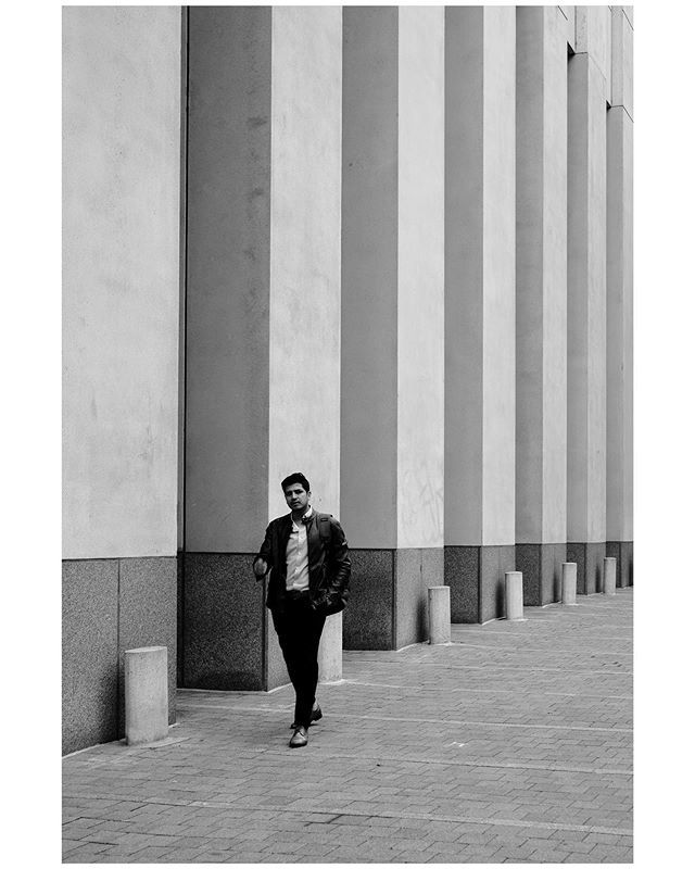 dimastreets's tweet photo. business casual
•
•
•
•
•
•
#street_captures #explorethestreets #mexiportraits #streetphotografer #internationalstreetphotography #streetziers #ultimate_streets #streetlife_mag #urbanphotographers #straightphotography #shared_streets #instastreet… https://t.co/MCoGSYaRB7 https://t.co/xDmzO3MdDe