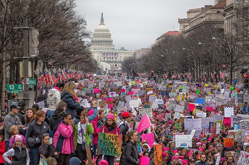 UBIToday's tweet photo. Article: Feminist case for @AndrewYang freedom dividend. Some losses to women are from employer behaviors: Maternity Leave is expensive, Avoiding childbearing age women, Forcing pregnant moms out of jobs #empoweringwomen #yanggang @WomenforYang #feminism

https://t.co/3vATyvlVW9 https://t.co/GfIVfG2JOt