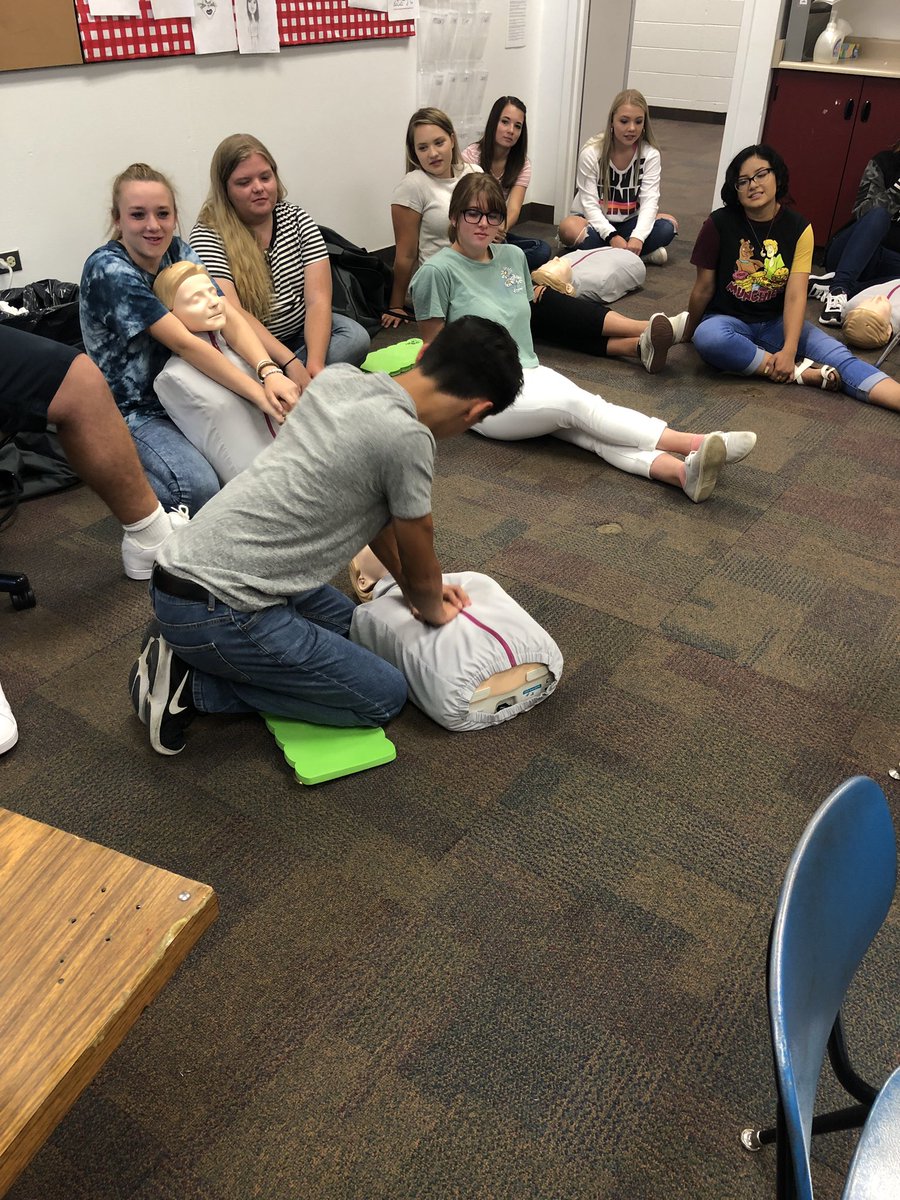 HaillieTaylor's tweet photo. Just out here saving lives in Sports Medicine! #stayinalive #babyshark #sportsmed #hhs #attitudeofexcellence @HHS_Mr_Rover @Hotchkiss_HS https://t.co/9r6oYg91DL
