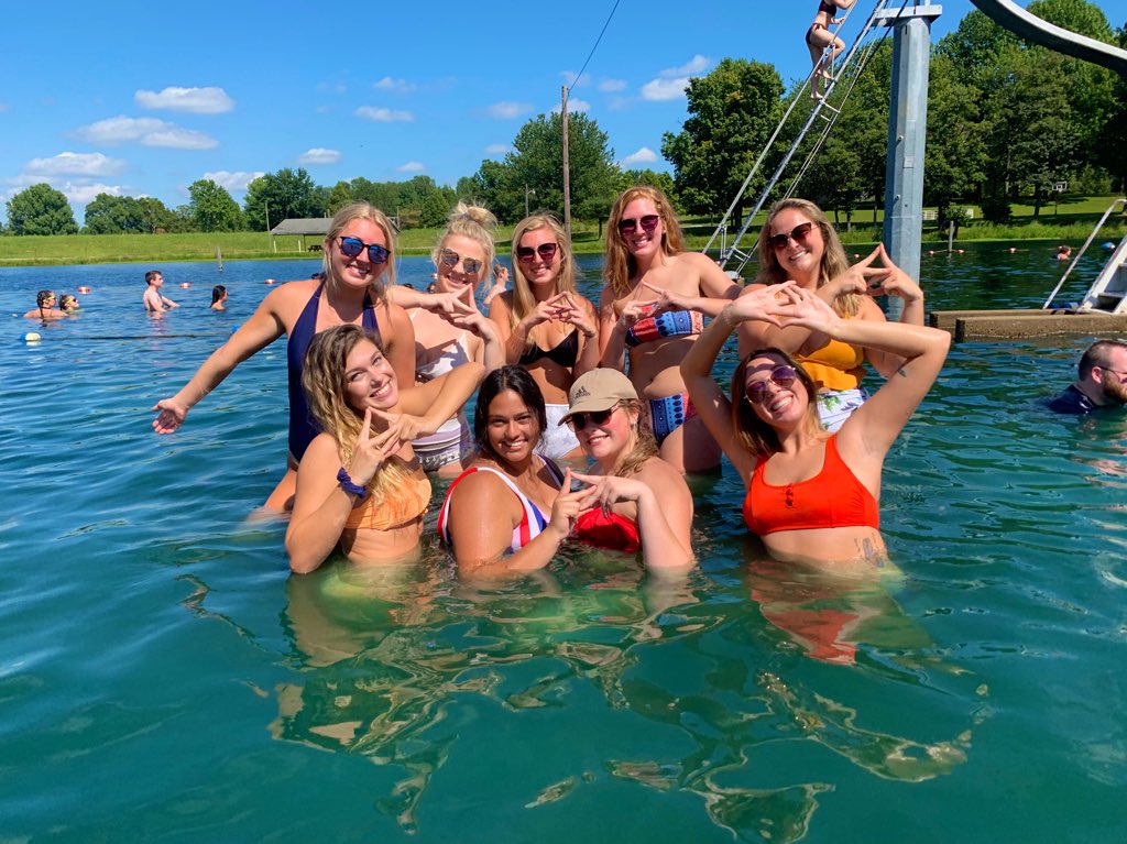 #throwwhatyouknowthursday                <a href="/DZ_LambdaBeta/">★  Delta Zeta | USI  ★</a>