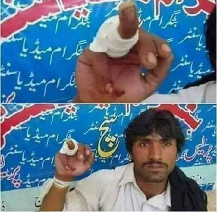 ctm7861's tweet photo. #TimeToReformPolice
@ImranKhanPTI
@waila1no__
خان صاحب......
اب گھی سیدھی انگلی سے نہی نکلے گا....
اس بندے کی مدد لینی پڑے گی آپ کو😂😂😂😂😂👇👇👇👇👇👇👇👇 https://t.co/uMzP9STh8m