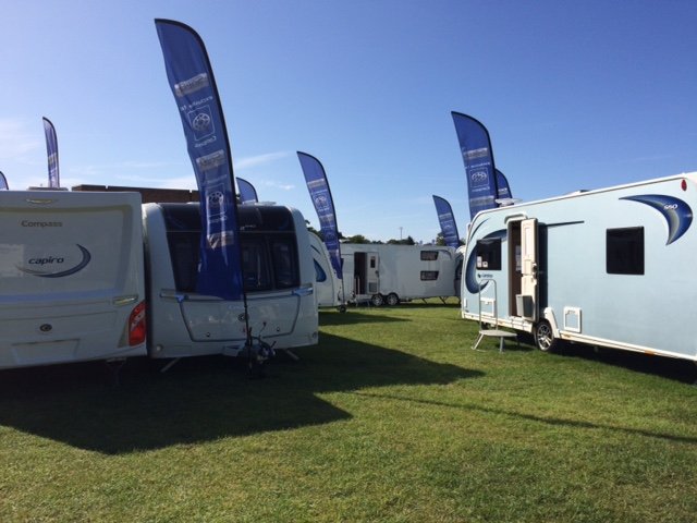 PaulMcDGlass's tweet photo. @autovista_group Definitely luck with the weather today at the Lawns show near Hull! https://t.co/g5O8IylVrO