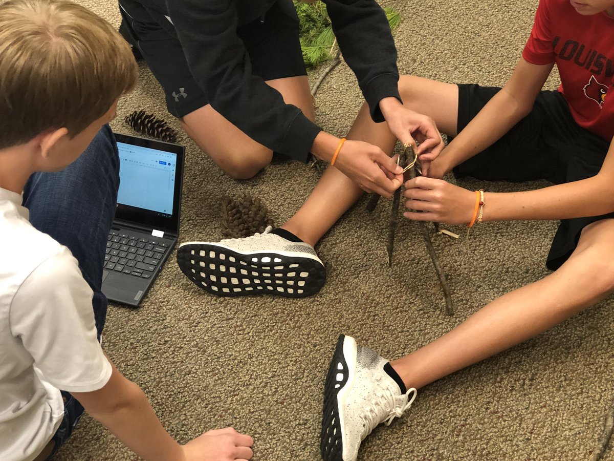 QuakersLearn's tweet photo. Students are reading Lord of the Flies in English 9. They spent class today using parts of the Design Thinking process to create their own shelters. #InnovationAtPHS #DesignThinking #Creativity #Collaboration @phsquakers https://t.co/AX7cS8ukmA