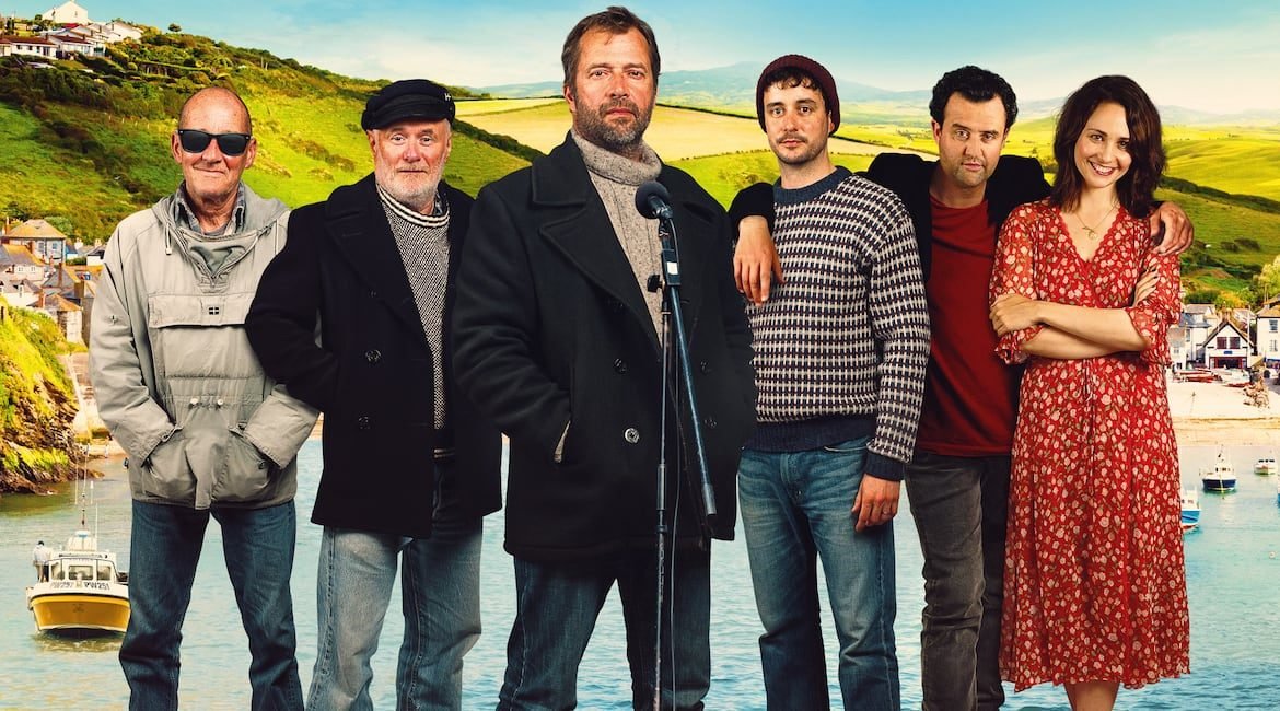 Sounds like <a href="/BarraIsland/">𝙄𝙨𝙡𝙚 𝙤𝙛 𝘽𝙖𝙧𝙧𝙖 🏴󠁧󠁢󠁳󠁣󠁴󠁿</a> is all set for a great film festival next week! We enjoyed chatting to volunteer Sarah ahead of the event, and getting her views on the films that will be showing in the Castlebay Hall, such as Fisherman's Friend. Read more here: 
hebfilmfestival.org/latest-news