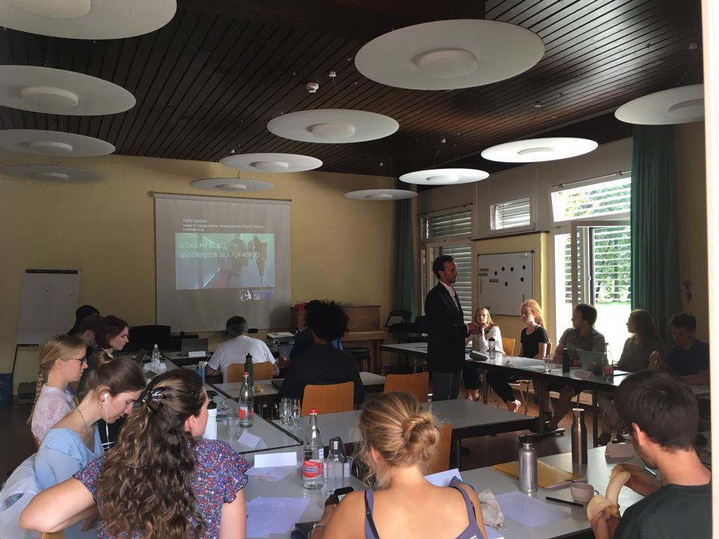 PLanillos's tweet image. Impressed by the interaction of the students at the WSS #sommerakademy The body in mind. The explainend my paper better than me 😮
Also interesting discussions at the coffee break about #PredictiveCoding and #RL in the brain
@BignaLen