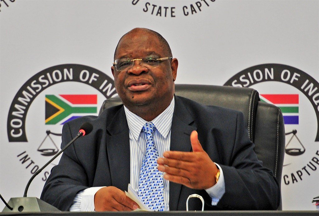 my013News's tweet photo. Zondo commission probes 12 Mpumalanga municipalities - https://t.co/JkvZTlI87p https://t.co/68IML5UguQ