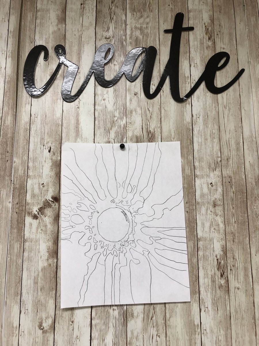 candrade1023's tweet photo. We’re having fun using light and shadows to learn about Line &amp; Shape in Art class! Nonrepresentational Art is not always easy for kiddos. This activity got their art juices flowing today! @NISDFineArts @NISDPease  #PeaseLegends https://t.co/k6SoDKKXO9