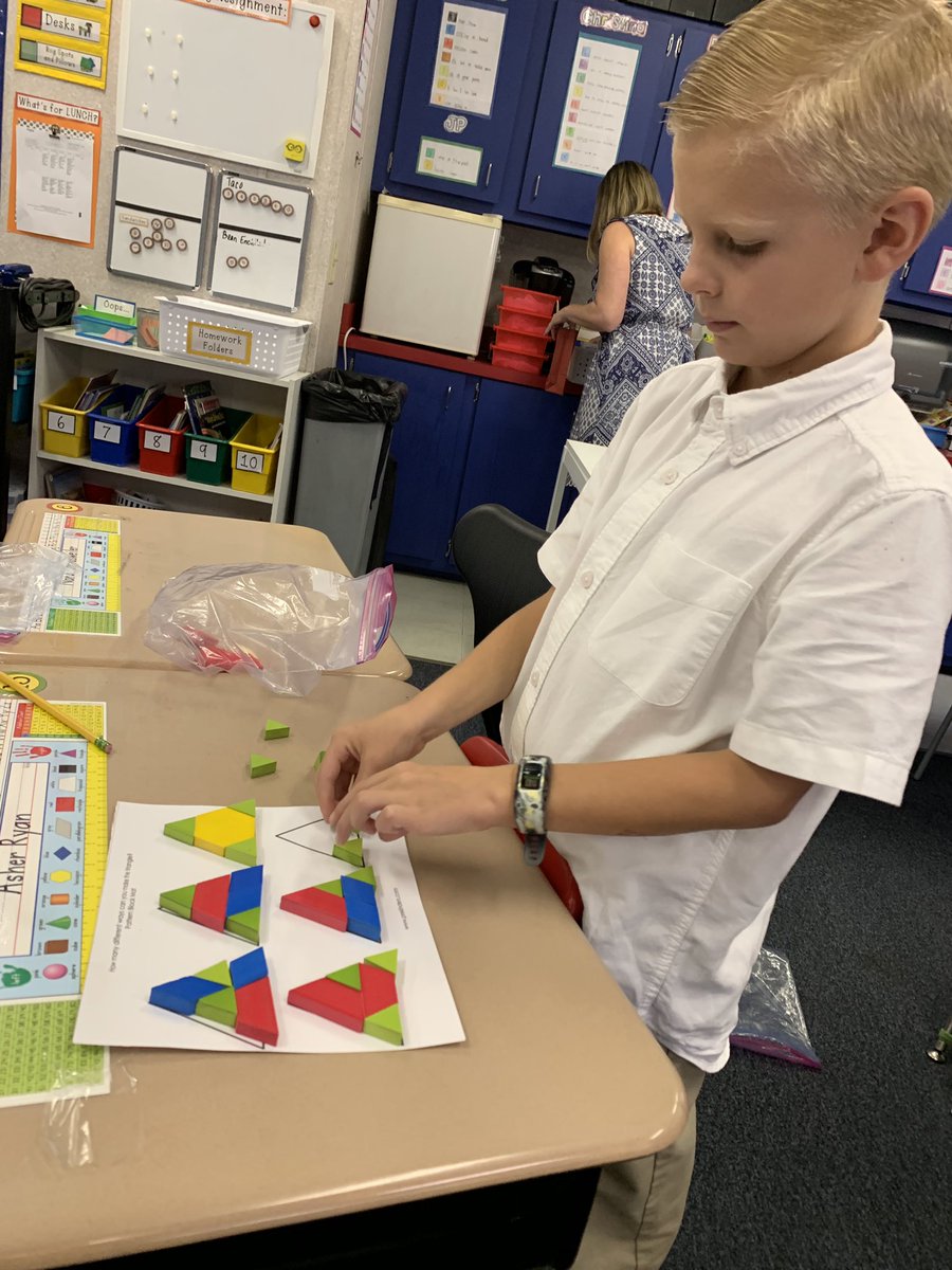 Superstars2nd's tweet photo. While we were doing math workshops, we found how to “make tens” and how to add and subtract. It’s so fun to learn! (tweeted by our Star Student of the week!) #MathWorkshops #MathRocks https://t.co/L5R2tum4Em