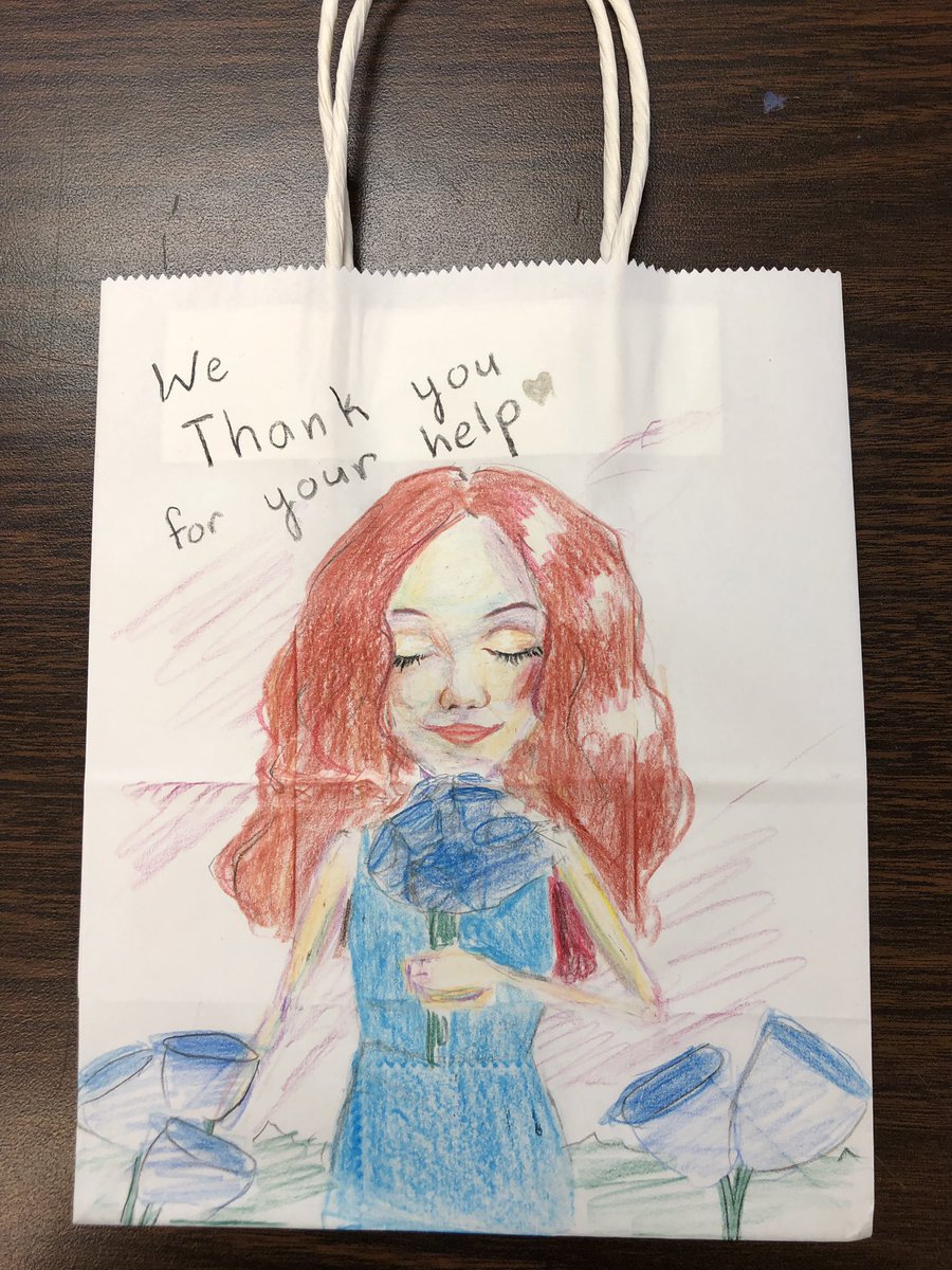 scoleman5143's tweet photo. The key to happiness is to do kind things for others. Yesterday 8th graders decorated bags to hold gifts given to the hospital volunteer staff. βDonβt just teach kids how to count, teach βem what counts most!β
#paintsvilleind
#doallthingswithkindness https://t.co/8d8UURRZc6