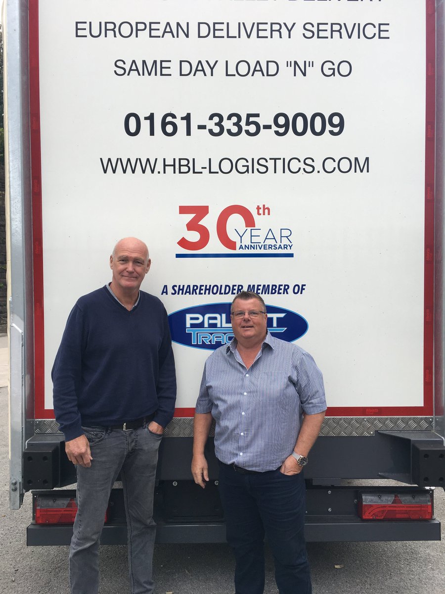 Carl Simpson tweet media