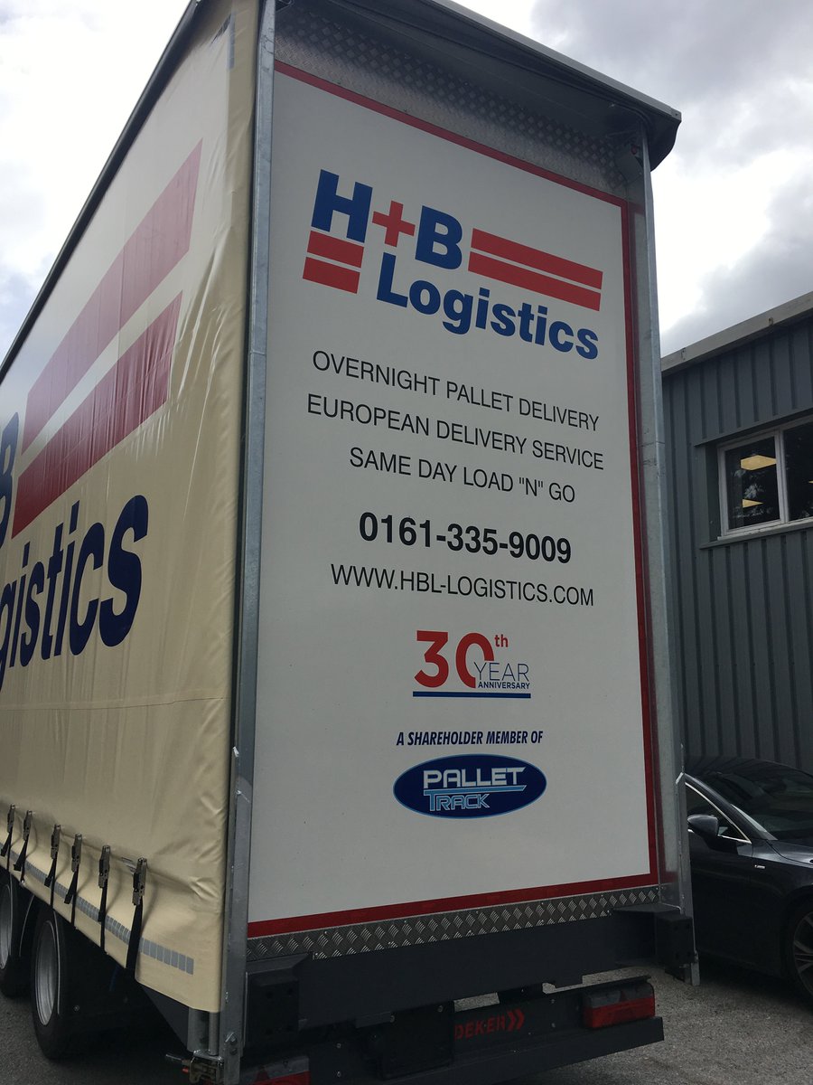 Carl Simpson tweet media