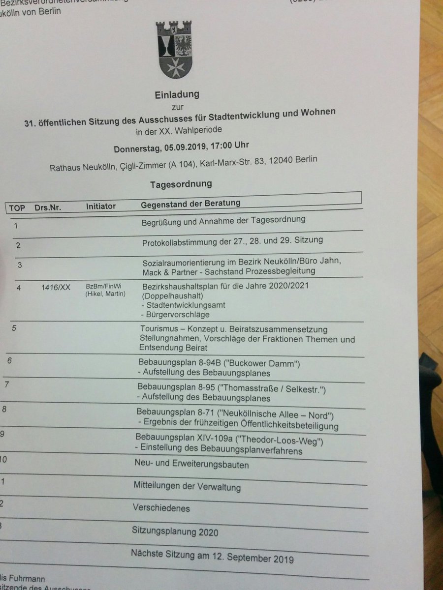 Leine8 in der BVV. Schauen,was so los ist in Neukölln. Aber v.a. sagen, was uns bewegt: dass nicht mit unserem Zuhause spekuliert wird und wird. Vorkaufsrecht für die Leine8!!
<a href="/gloreiche36/">GloReiche Nachbarschaft</a> <a href="/senfin/">Senatsverwaltung für Finanzen</a> <a href="/block89x/">Die Häuser denen die drin wohnen!</a> <a href="/KKonnektors/">KiezKonnektors</a> <a href="/elena_poeschl/">Elena Poeschl</a> 
#leine8bleibt #mietenwahnsinn #saveschillers