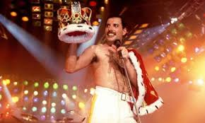crockpics's tweet photo. The legendary Freddie Mercury was born September 5, 1946 in Stone Town, Tanzania. https://t.co/LAHBwvmuFH