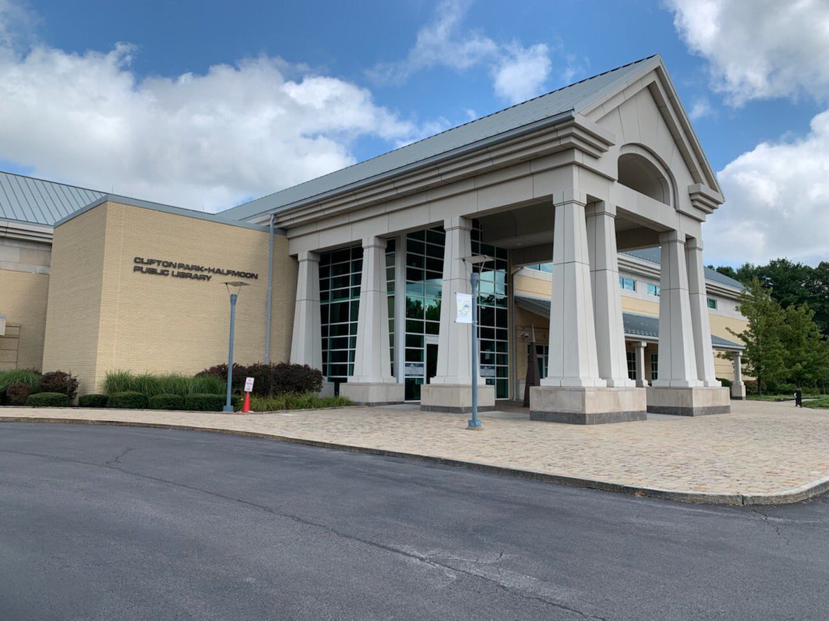 NYSenatorJordan's tweet image. As a longtime advocate for libraries, I&apos;m proud to support September as #NationalLibraryCardSignUpMonth celebrating all the GREAT work our public libraries do. I’m pictured with Janice Anderson at the Clifton Park Halfmoon Public Library when I recently renewed my library card!