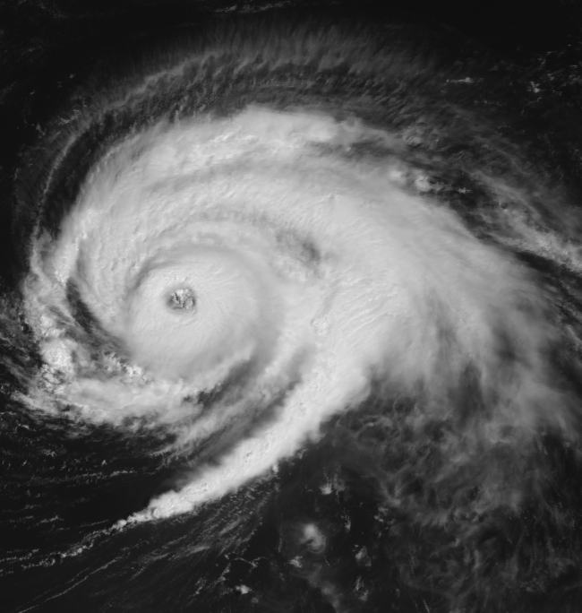 268Weather's tweet photo. #SeptemberRemember: Sep 5-6, 1995 - 24 years ago today, #Hurricane_Luis decimated #AntiguaAndBarbuda and nearby #LeewardIslands. Easily our most costly disaster - estimated at around $350 million USD. https://t.co/B00qAhfF06 https://t.co/oeaP3ZfZxC