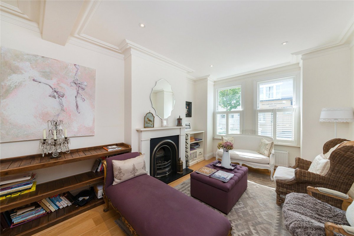 🏡FOR SALE - A lovely, 3 double bedroom family home that has been extended and improved, offering a bold and unique layout inside a Victorian property.

📞To arrange a viewing, call us on 020 7751 0400

hausproperties.co.uk/property-detai…

#ThursdayThoughts #home #interior #design #dreamhome