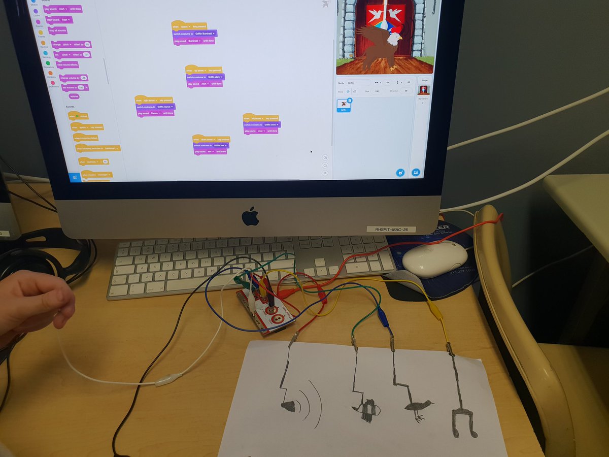 Claudannmul's tweet photo. More makey makey fun! #RedhillRobotics https://t.co/PjIlxGffdK