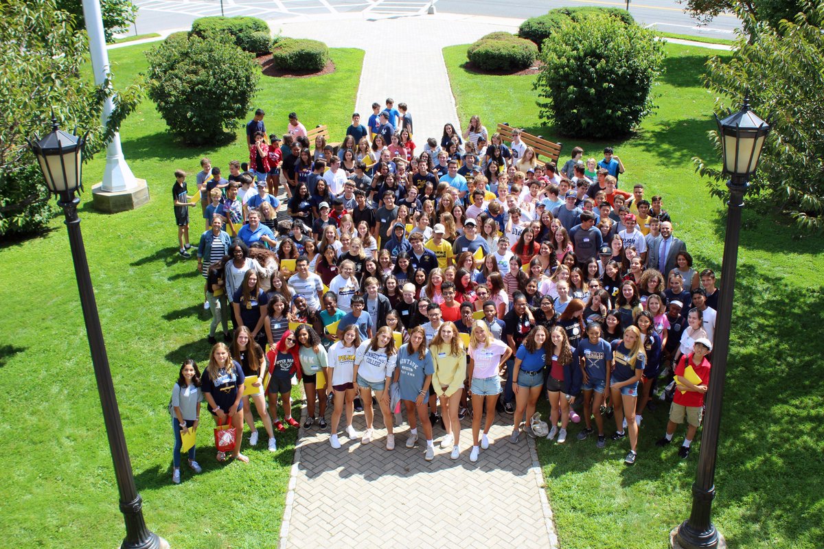 Welcome back Pelican Nation!  We are so excited to start another year with you.  Here is our Class of 2023 with their new peer leaders for the Squads Program! #togetherwecanfly #yourvoicematters #stayflyPelicans