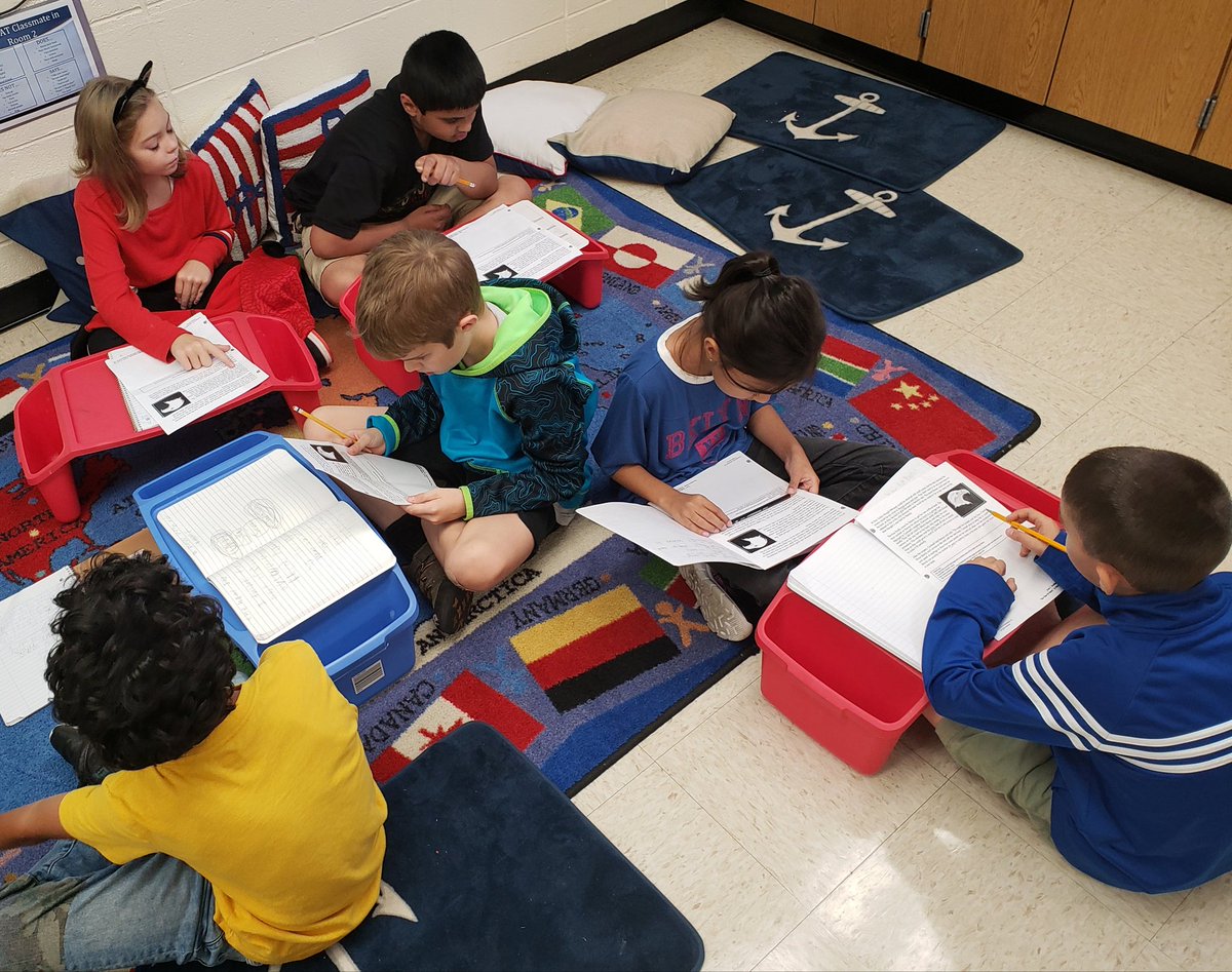 3rd grade scholars sharing thoughts on an article about our favorite eagle, Beauty. <a href="/D45YorkCenter/">York Center School</a>