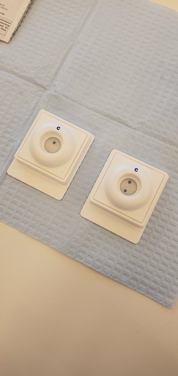 INSTI's tweet photo. See it to believe it 👀 Drop by booth 115 and 117 and see a demo of the world's fastest HIV test #USCA2019 #OnlyOneMinute #EndtheEpidemic https://t.co/HJoo2HlrXe