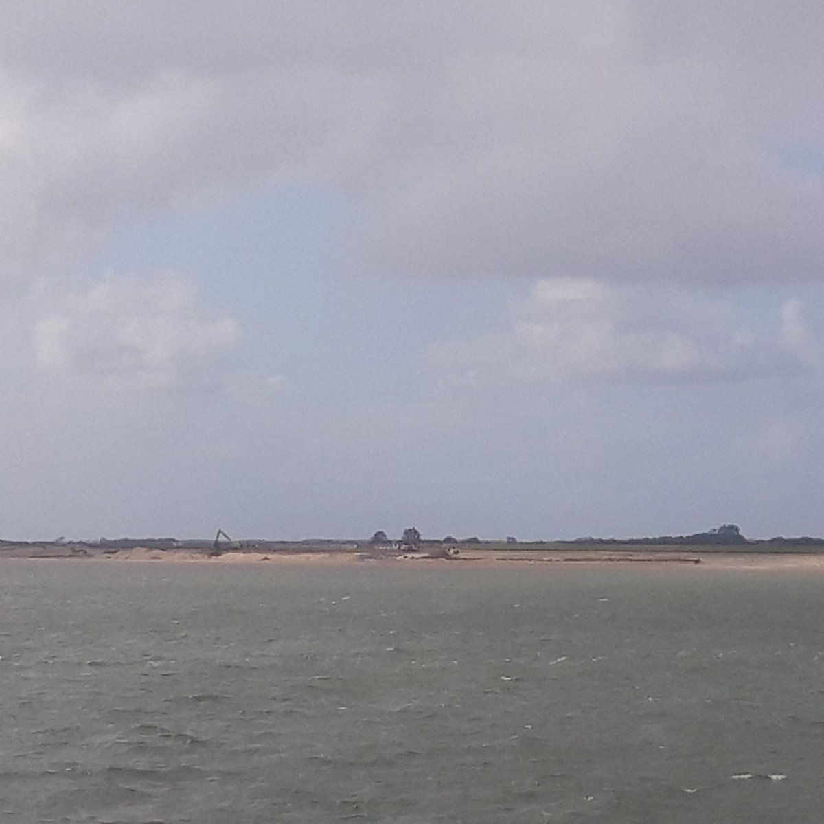 tx_35's tweet photo. @Woutertexel @keeslever @RijkeWaddenzee @staatsbosbeheer "Wat rotzooi!" Wel ff goed kijken he Woutert!😉 https://t.co/swsdj4XEtW