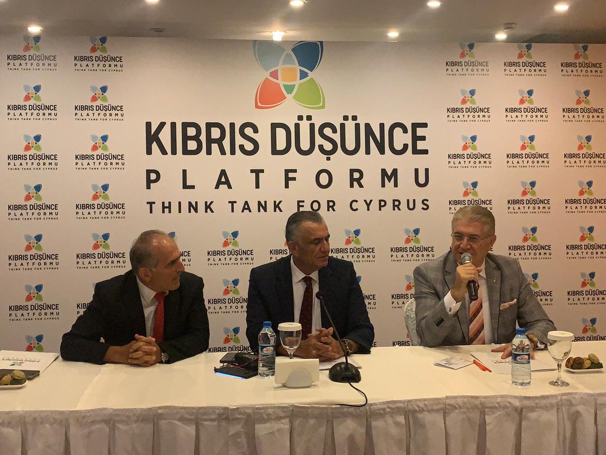 KKTC Milli Eğitim ve Kültür Bakanımız Sn Nazım Çavuşoğlu'nun konuk konuşmacı olarak katıldığı platformumuz  Kıbrıs İlim Üniversitesi Onursal Başkanı Doç. Dr. Mustafa Aydın'ın açılış konusmasiyla basladı. @kr34847159 <a href="/drmaydin/">Prof. Dr. Mustafa AYDIN</a> <a href="/selmanarslanbas/">Dr. Selman ARSLANBAŞ</a> <a href="/kktcmeb/">KKTCMEB</a>