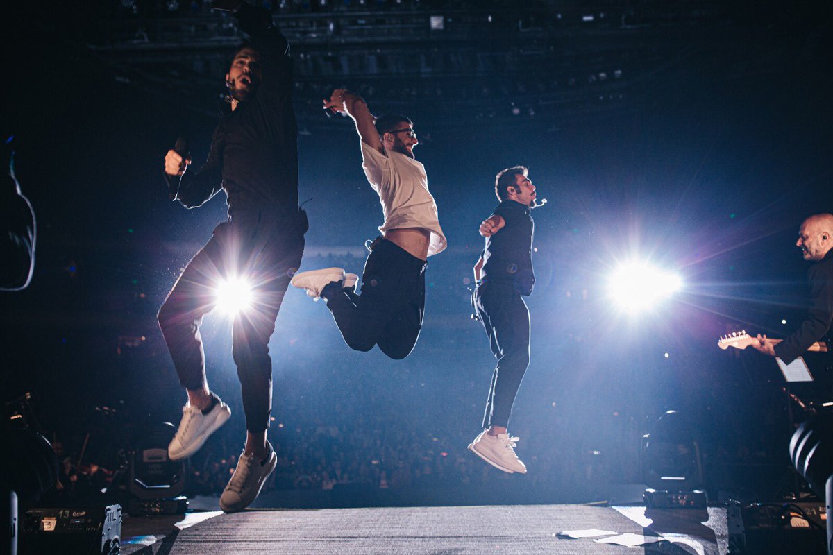 ilvolo's tweet photo. Hola México ayer fue una noche inolvidable, muchas gracias ❤ Zacatecas estamos llegando 🇲🇽 #MusicaTour #IlVolo https://t.co/U6utzWeLcG